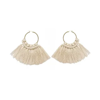 گوشواره حلقه‌ای مکرومه کرم